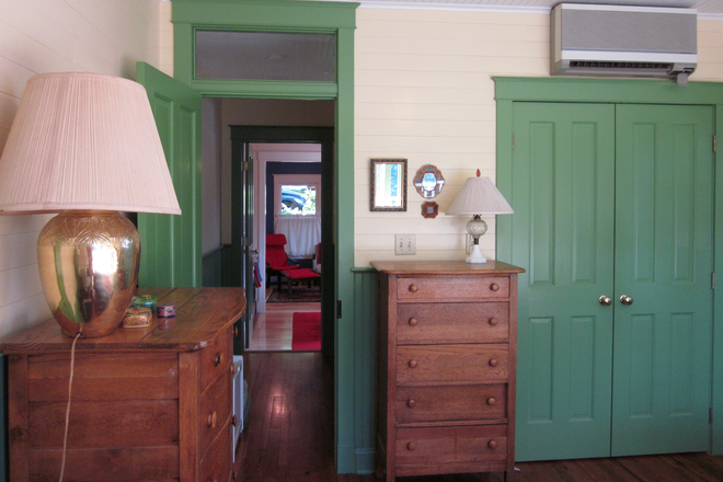 Detail of Bedroom with 2 Chests of Drawers - Charming 1Bdrm Apt Avl 8/15+Deck+Balcony;Utilities/Wifi Incd Furnished