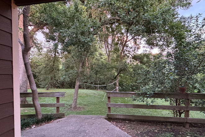 Backyard - 503 Foch St (private bedroom available in 2bed/1bath apt)