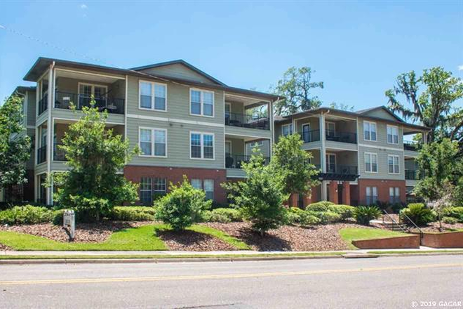 Street View - Campus View-Luxury Condo Walking Distance to UF, Shands, and  Sorority Row! 1/2 OFF 1ST MONTH RENT!!