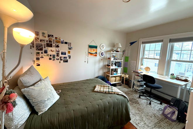 Bed 1 - TUFTS UNIVERSITY! 3 Bed Next to GYM and Alumini Field! Walk To Green Line Apartments