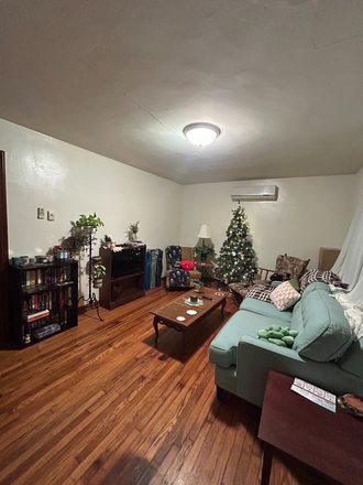 Living Room - Duplex off of North Main