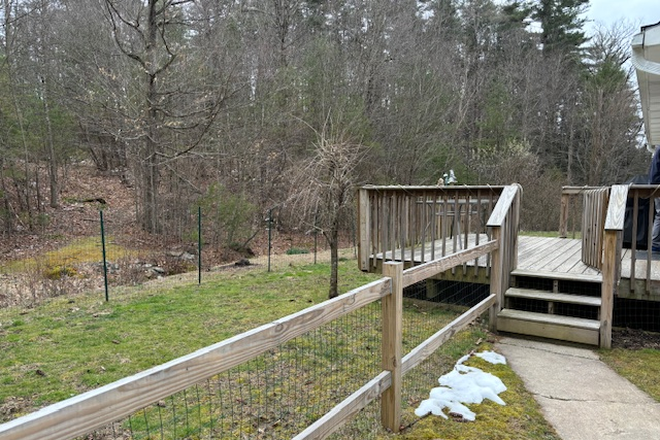 Back deck to back entrance - 3BR House close to Amherst