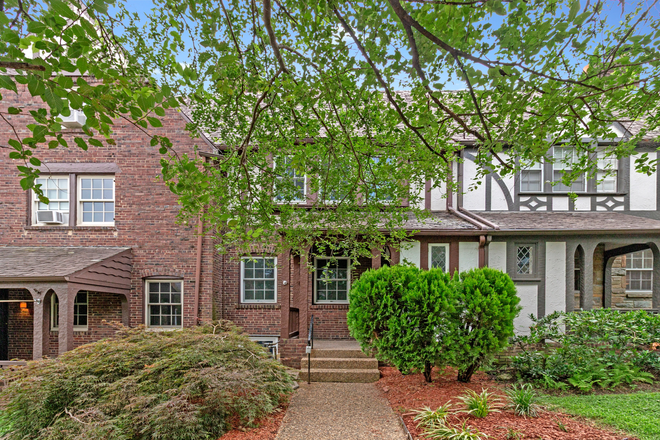 Entrance - Wonderful Townhouse  - Next to Georgetown University