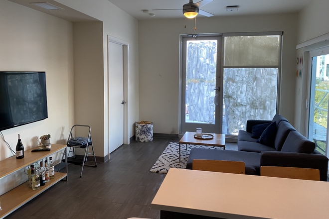 Living Room - Social 28 Apartments