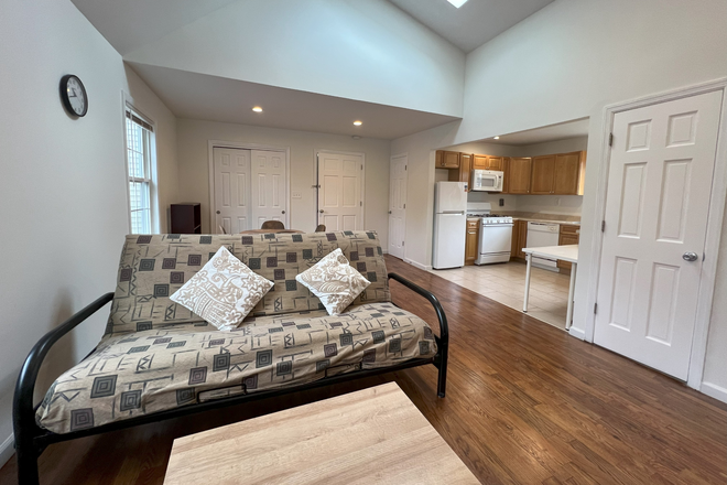 Living area - Furnished 2BR Suite-Province Line Rd-Princeton
