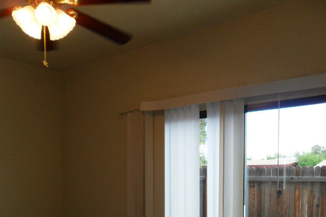 Bedrooms lead to private patios - Awesome 6 bedroom 4 bath home - 1/2 block from Banner/UMC