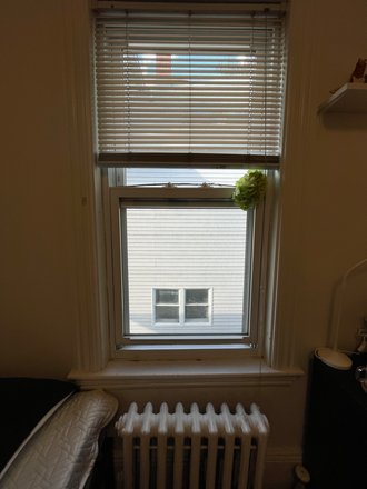 Bedroom - Furnished Summer Sublet near Davis Square - $900/month, Early Move-In Possible Apartments