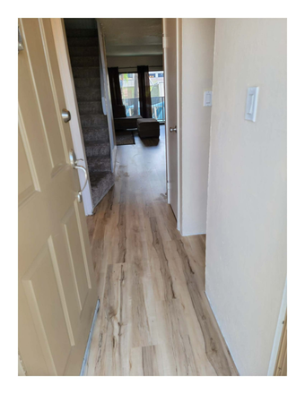 Entrance - Campus Walks Condominium 211, *Looking for Male Roommate*