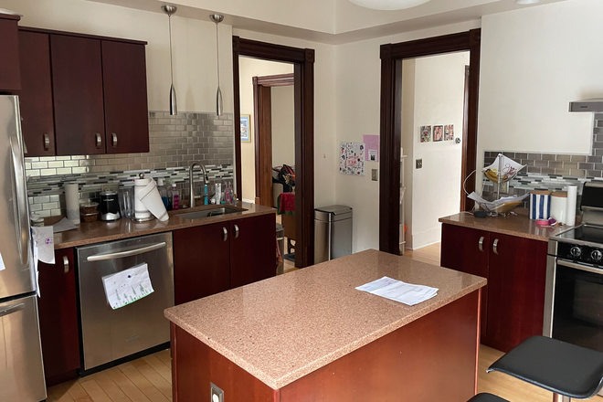 kitchen - Cozy Third-Floor Suite in Family-Friendly Home for Responsible Student