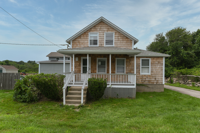 Exterior - Commuter Friendly House for 2 People. APPLY NOW WITH NO FEE