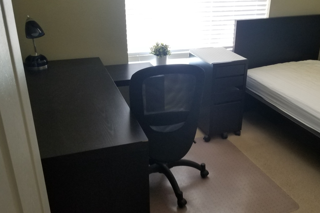 Room F - Rooms for rent House