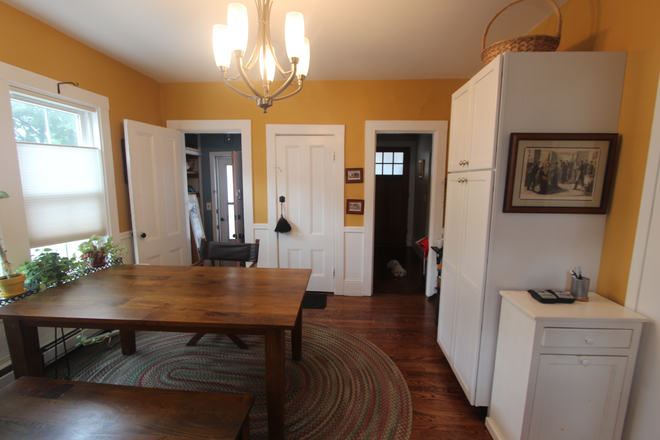 3 - Furnished room in house near Tufts campus