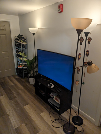 Living room - Crestview apartments, Looking for a roommate, walking distance to campus and on multiple bus li