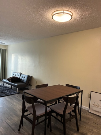 Dining - Colonial Landing Condo, room available close to campus