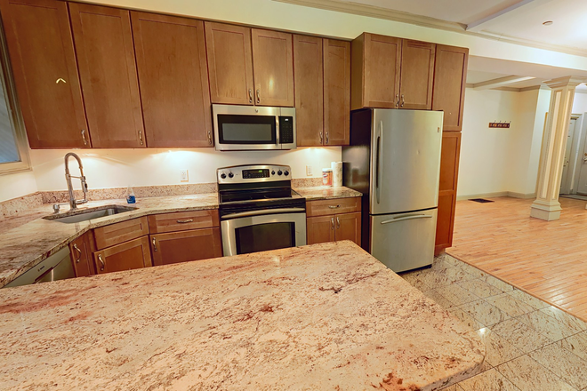 Call NOW for showings! 617-236-8550 - NEWBURY ST EXT - STUNNING 2 FLR LUXE 4BR AVAIL *9/1/2026* W/ IN UNIT LNDRY, 3 BATH, A/C, DECK, FRPLC