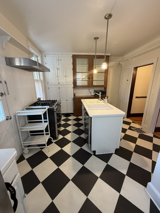Kitchen - 3BR home-Chestnut St-Princeton