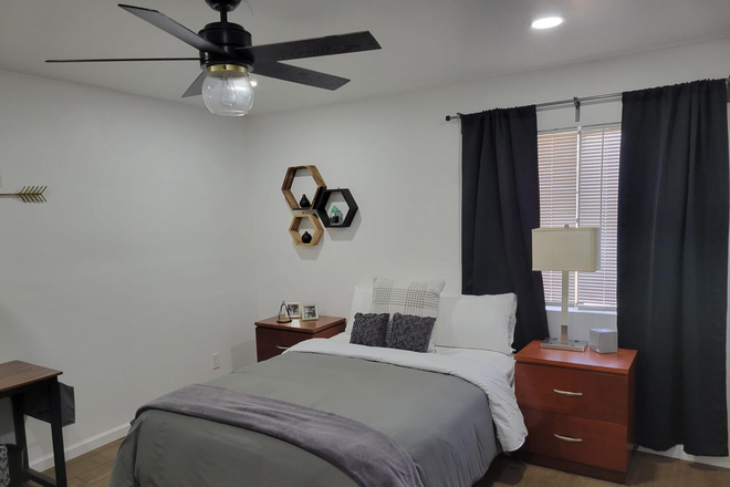 Bedroom2 - DESERT RIVER Condo