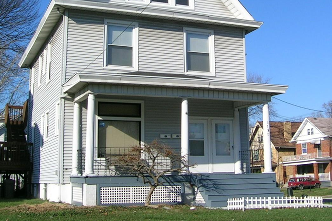 Great location near Xavier - Huge 3 Bedroom apartment Now Pre-Leasing for 2027 Academic Year! Available August 2027