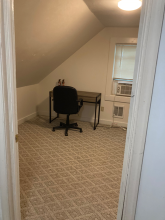 desk - 1203 Lafayette