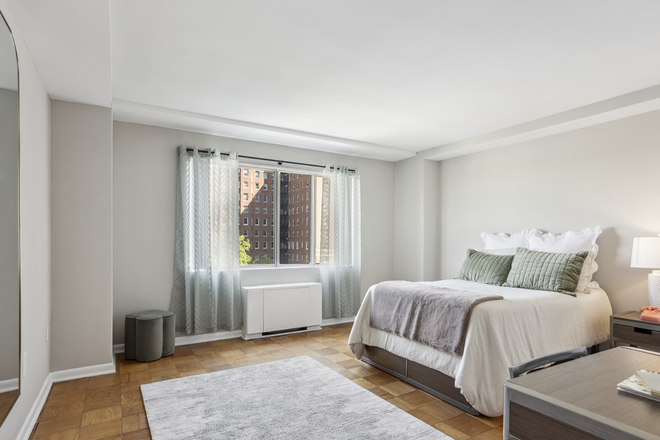 Bedroom - Summer Apartment with Ensuite Bathroom, Included Utilities, and In-Unit Washer/Dryer & Close t