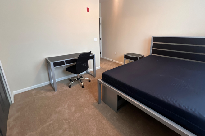 desk - The Row on Third Apartments