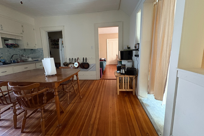 Kitchen - Davis Square, Best Location, 4th Female Roommate for 4 bed, 3 bath
