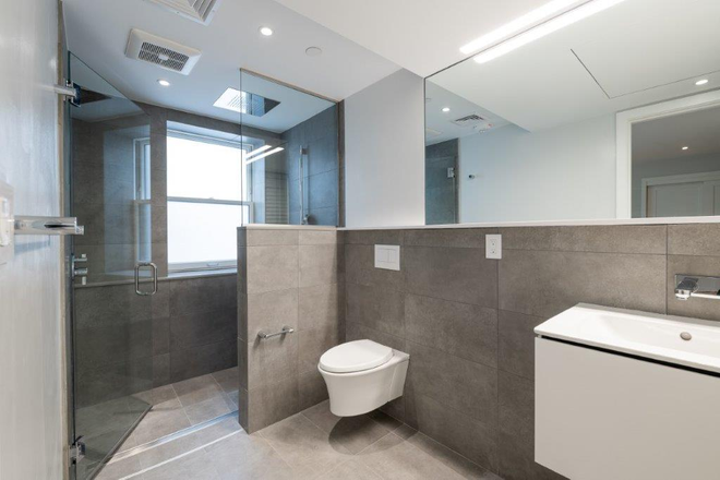 Visit hubrealtyproperties.com - Back Bay, beautiful studio with laundry in unit, next to Boston Common, free month rent Apartments