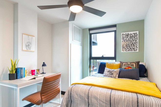 Bedroom - Hub State Street | Mansion Upgrade Apartments