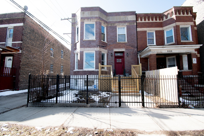 Front Door - East Humboldt Park Area, lovely and friendly neighbors (+ Office Space)! Close to Bus and Train! Apartments
