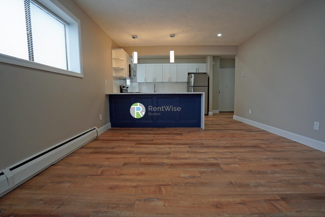 . - AVAIL NOW - 2 Bed, Parking Inc., H/HW Inc., Newly Renovated, Patio Apartments