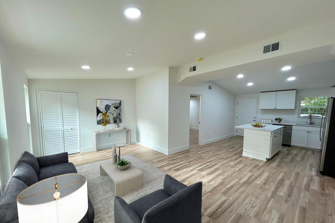 Living Room Staged - 4 bedroom/3 Bath- 15 minutes to downtown House