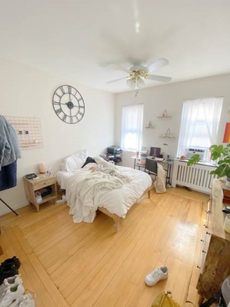 3 Bedroom Apartment on Westland Ave. - NO Broker's Fee!!  -  Avail 9/1 - Spacious Awesome 3 BR on Westland Ave. Apartments