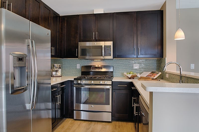 . - Modern 2 Bed / 2 Bath - Garage Parking - Avail 7/23/25!!!