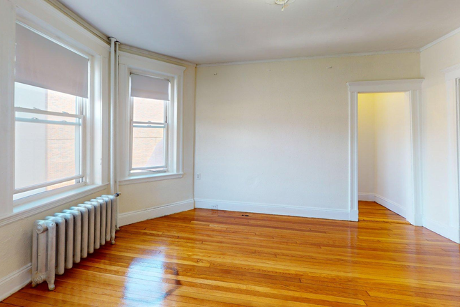 Call NOW for showings! 617-236-8550 - BOYLSTON ST - *NO FEE* CUTE CHARMING BAY FRONT ALCOVE STUDIO *AVAIL NOW* W/ LNDRY IN BLDNG, H&HW INC Apartments