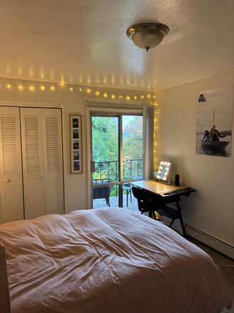 Bedroom - 1515 Broadway Apartments