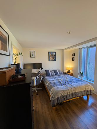 Bedroom - Private Bedroom / Bathroom Without Roommate