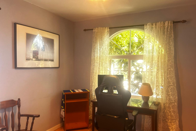 OFFICE FOR BEDROOM 2 - Mediterranean house near UC village