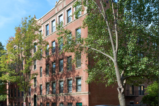 9-13A Ware St. Street View - Ware St. Studio Apartment **SUMMER SUBLEASE**