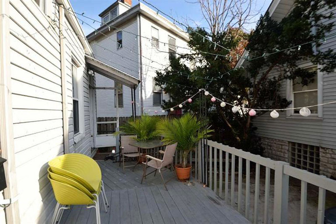 Exterior - 2538 Vestry Ave House