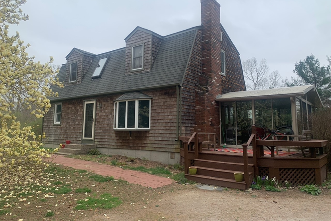 Front view - Full house for Yearly Rental | 4 bedrooms |  Minutes to campus