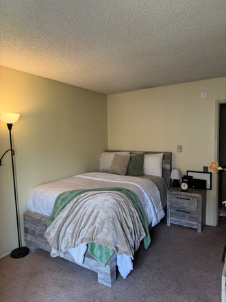 Bedroom - Playmor La Jolla Townhome