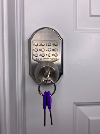 Secure Lock for each Bedroom - 3BED/3BATH apartment in West Powelton!!