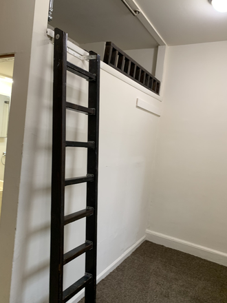Loft bed - Small 1-bedroom.  1st floor.  Near all transportation, I-95.  $875 monthly w