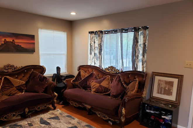 Living room - Furnished/unfurnished primary bedroom w/bath-Woodmill Dr-East Windsor Condo