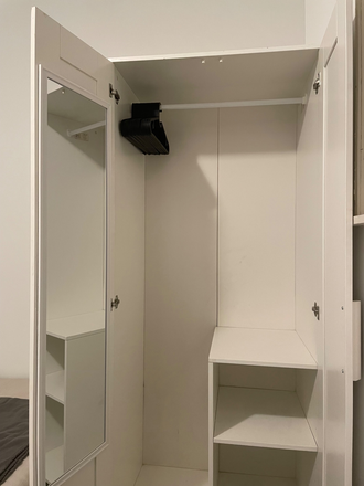 Closet - Unique apartment very close to UM