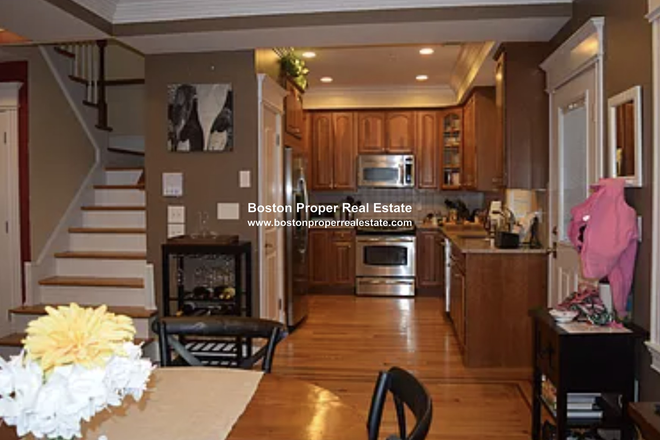 a - NO BROKER FEE Apartments