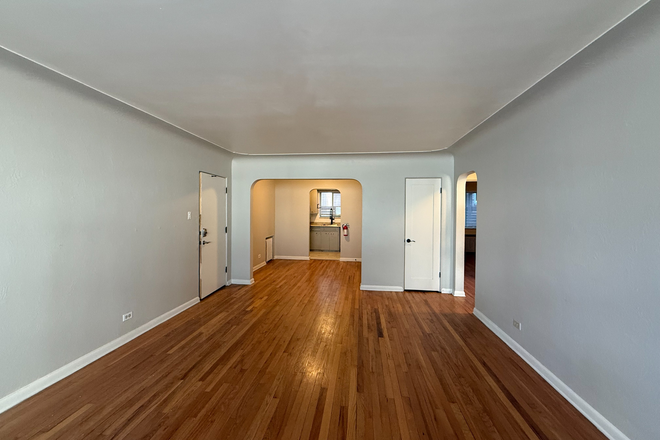 Living Room - ONE MONTH FREE Spacious 2 bedroom 1 bathroom Condo