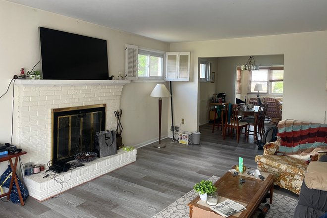 Living Room2 - College Park Woods House - 5BR