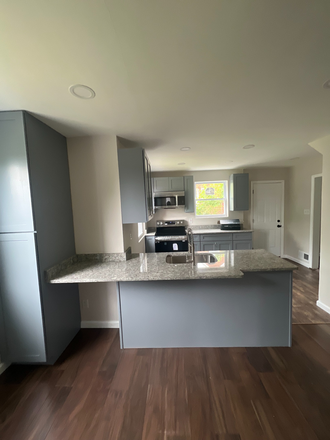 Kitchen/Open concept - Modern, Furnished 5BR Home – Housing <1 Mile from UMD (3 Rooms Left!)