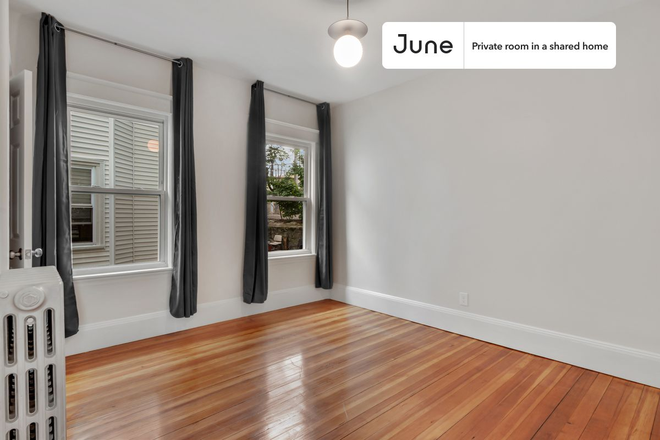 Photo - Private bedroom in 4 bed/2 bath Home